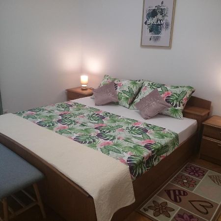 Apartman Sanja Apartment Rovinj Bagian luar foto